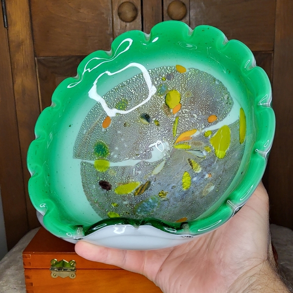 Murano Glass Bowl - Picture 5 of 13